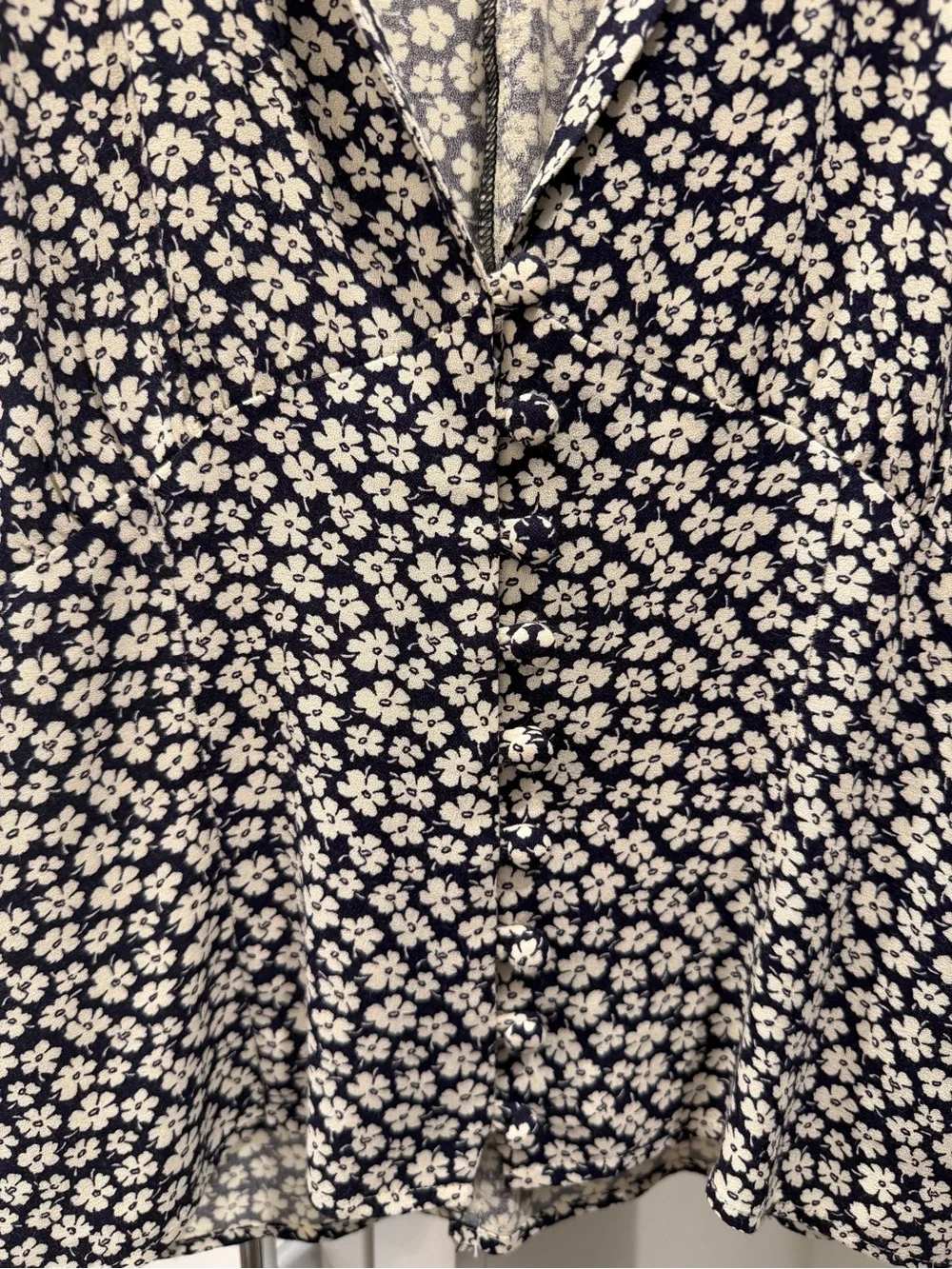 Reformation Navy Floral Puff Sleeve V-Neck Button Front Top - Size 6